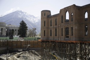 Progress is being made in the construction of the Provo City Temple from the ruins of the Provo Tabernacle. (Photo by Elliott Miller)