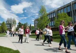 Women's Conference attendees from last year walk to their classes. (Photo by Chris Bunker)