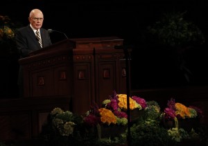 Elder Dallin H. Oaks of the Quorum of the Twelve Apostles speaks at the Sunday afternoon session of general conference, 7 April 2013. (Photo courtesy LDS Church)