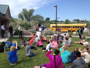 Michael Slater of the Utah Division of Wildlife Resources asks questions about fish biology to Sandy City 5th graders.