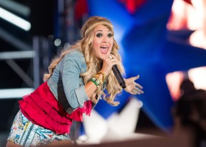 Carrie Underwood performs at Stadium of Fire on July 4th. (Elliott Miller) 
