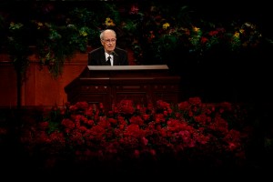 Elder Robert D. Hales addresses the congregation at the Sunday morning session of General Conference. Elder Hales taught LDS church members and investigators to actively seek a testimony of Christ. (Mormon Newsroom)