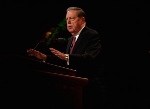 Elder Jeffrey R. Holland of the Quorum of the Twelve Apostles speaks at the Saturday afternoon session of general conference, 4 October 2014. (Mormon Newsroom)