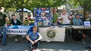 The BYU Vegetarian Club promotes its organization at Brigham Square on the BYU campus. (BYU Vegetarian Club)