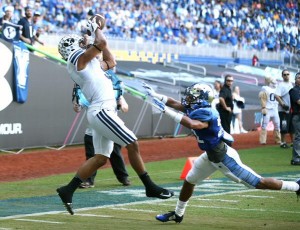 BYU's Jordan Leslie connects on a 23-yard reception from Christian Stewart for a touchdown in the Miami Beach Bowl against Memphis on Dec. 22. BYU Photo/Twitter