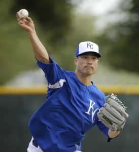 Kansas City Royals pitcher Jeremy Guthrie throws during spring training baseball practice (AP Photo)