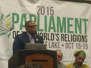 Darrell Ezell and other scholars present on the ideological violence and hate speech used by both Christians and Muslims at the Parliament of the World's Religions.