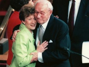 President Gordon B. Hinckley smiles while holding his wife, Marjorie Pay Hinckley. (Photo courtesy of Mormon Newsroom)
