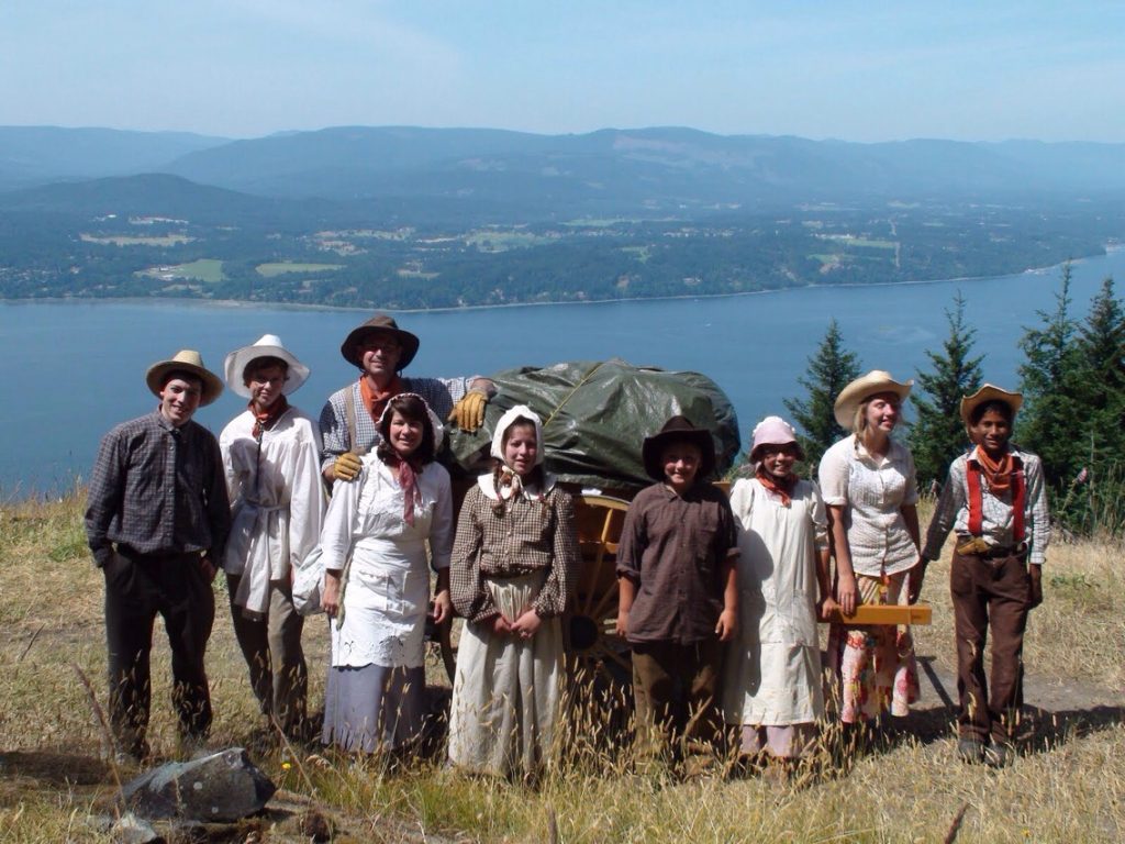 In the footsteps: Trekkers re-enact pioneer handcart journey - The Globe