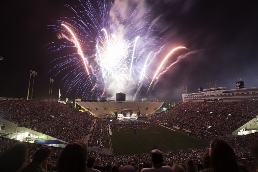 Utahns have opportunity to sing national anthem for 50k people The