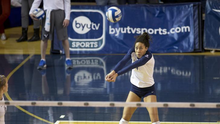 Alexa Gray Helps Womens Volleyball Get Back On Track Versus Gonzaga 