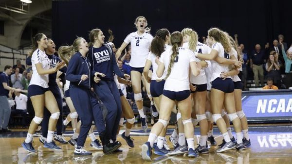 Byu Womens Volleyball Sweeps Unlv The Daily Universe 0579