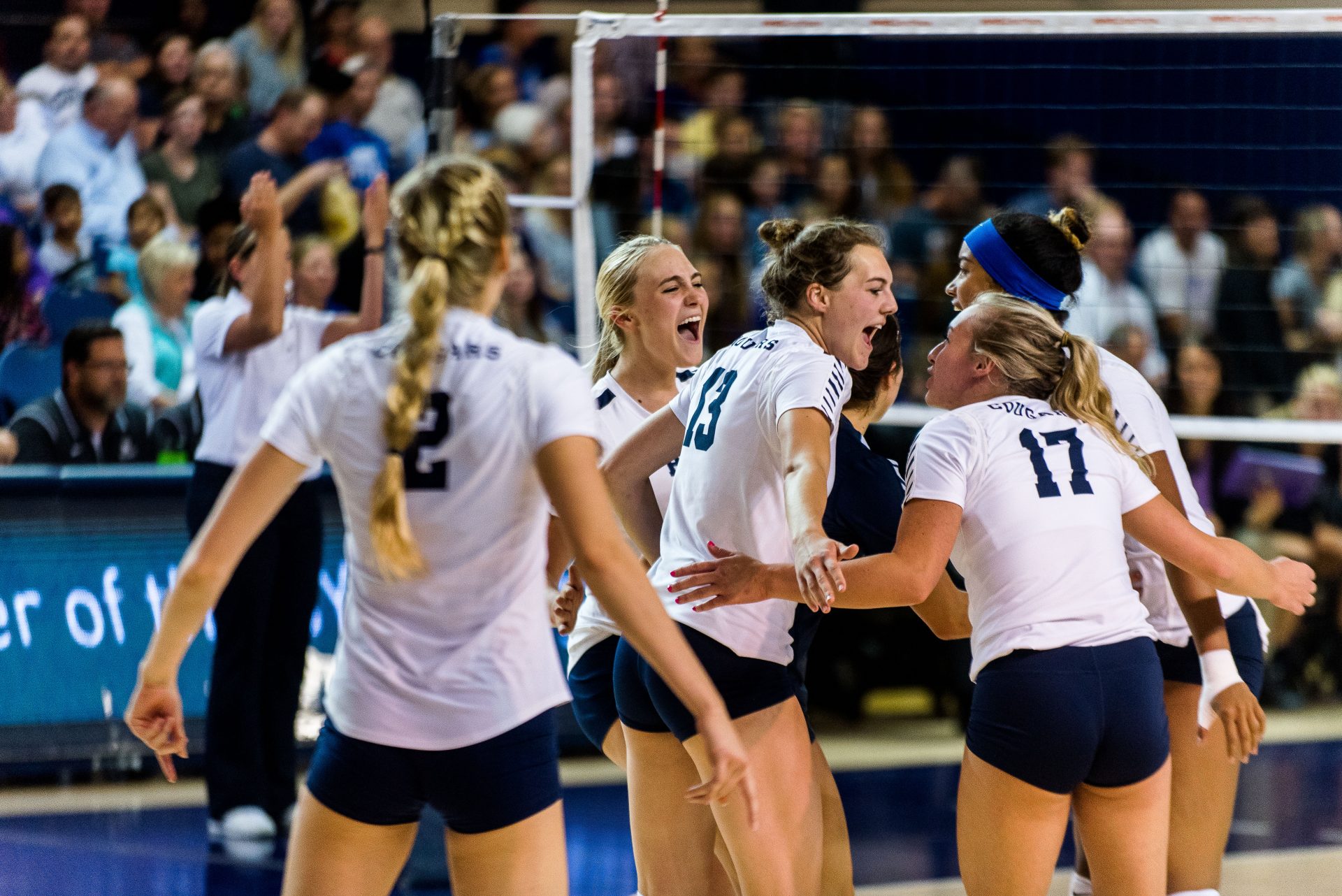 BYU women's volleyball: Cougars begin WCC play with win - The Daily ...