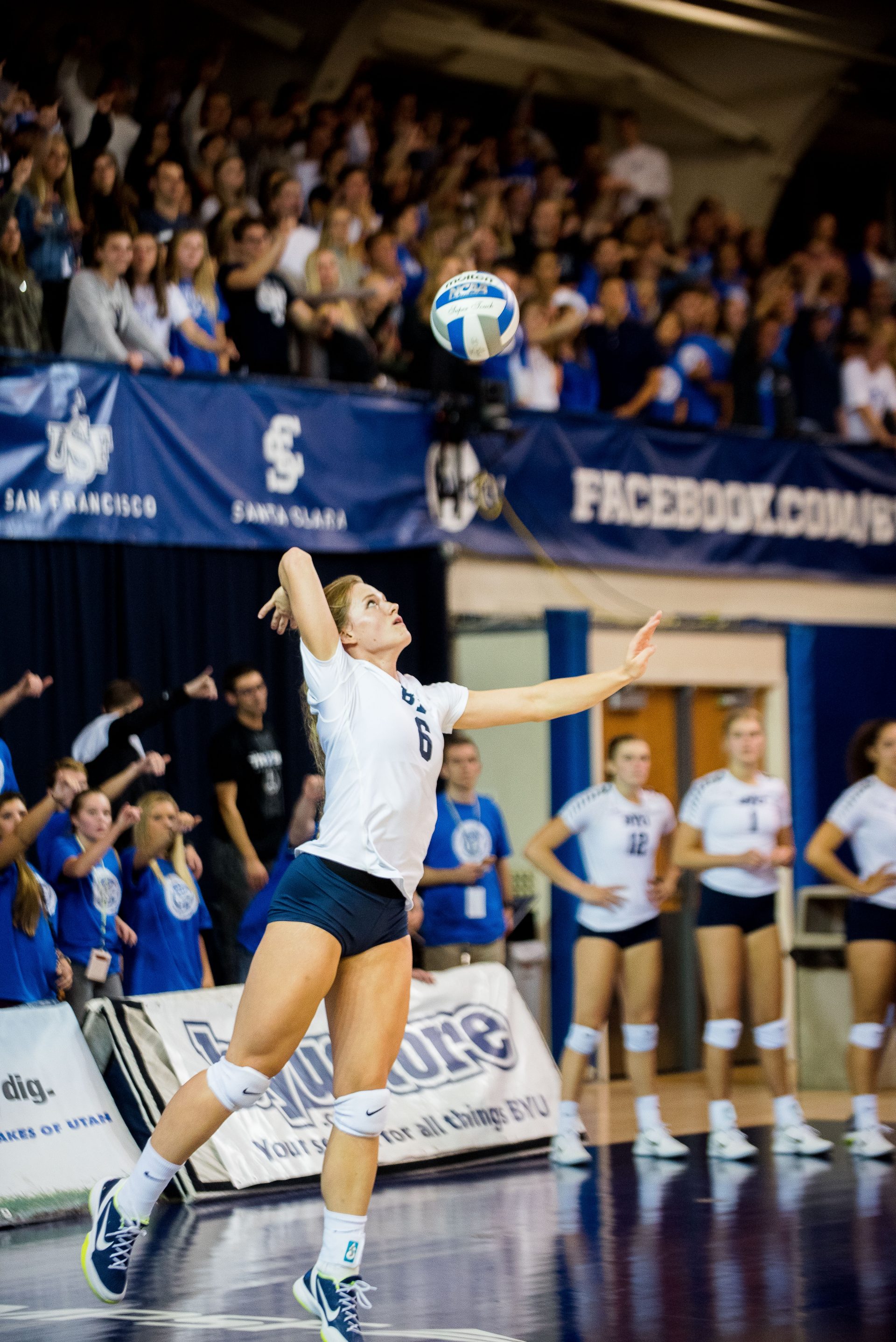 Women's volleyball: BYU blanks Weber in front of packed home crowd ...