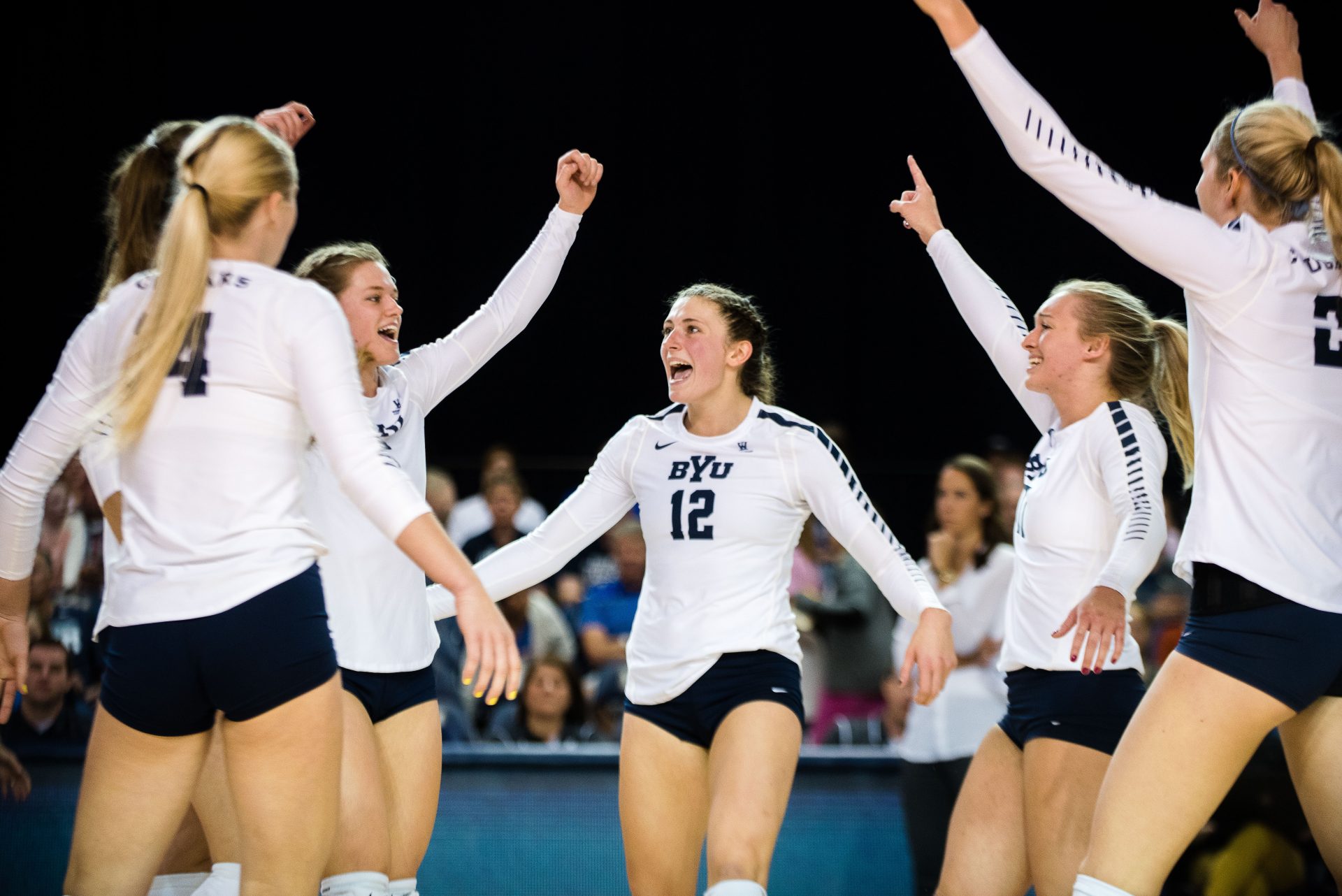 BYU women's volleyball loses Sweet 16 match to No. 4 Kentucky