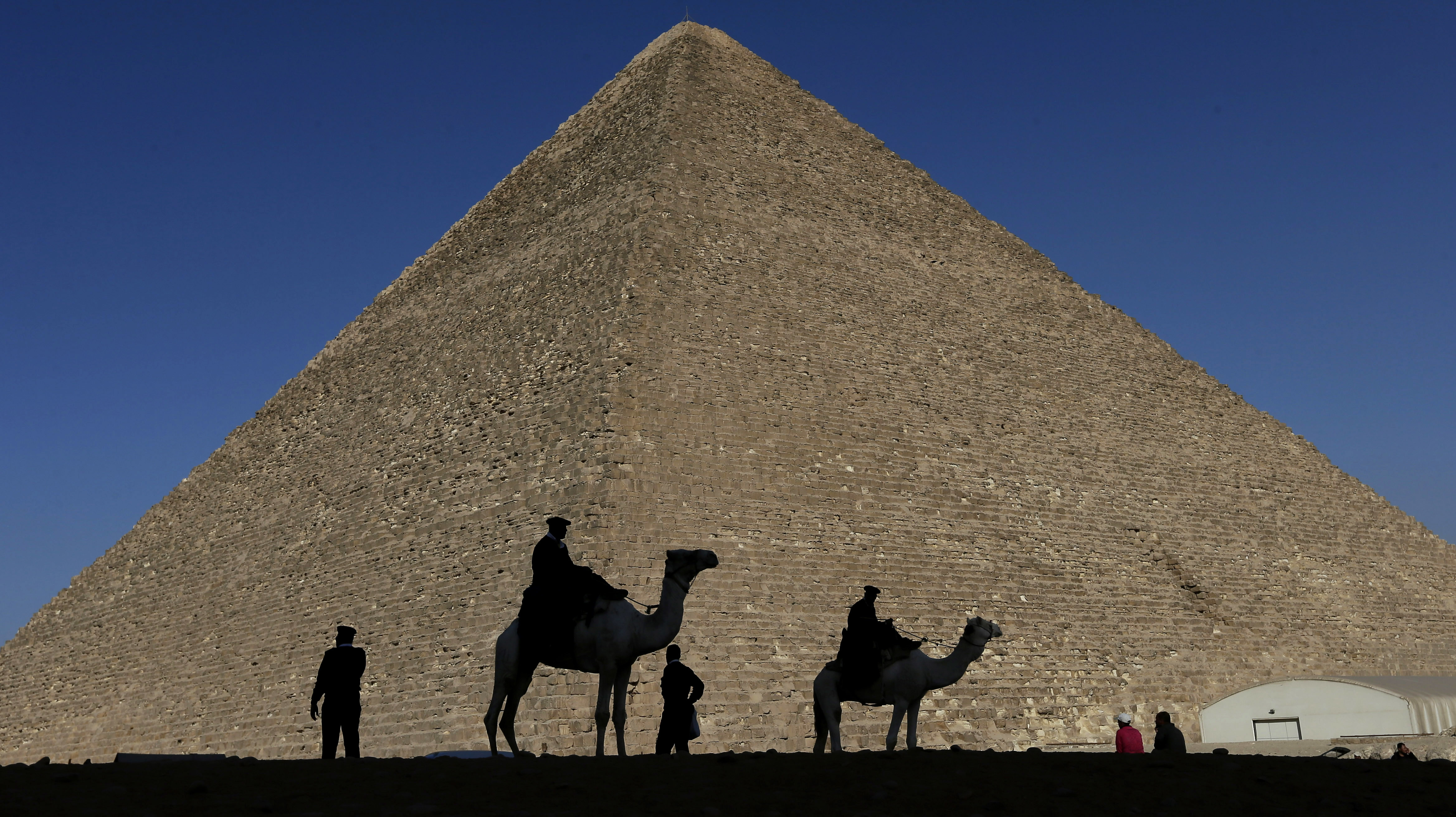 Scientists Discover Hidden Chamber In Egypt S Great Pyramid The Daily Universe