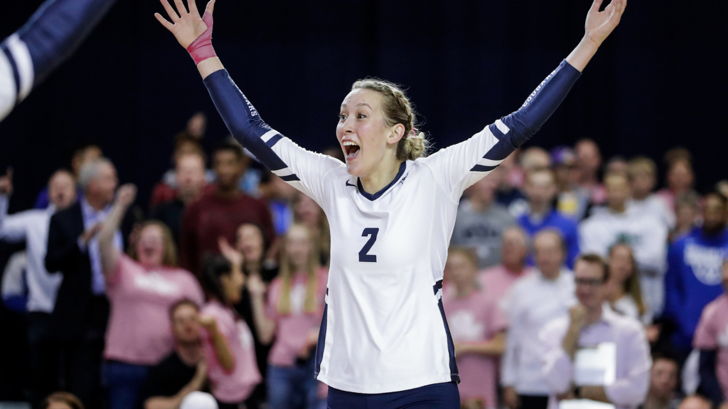 Women S Volleyball Made Better By Heather The Daily Universe