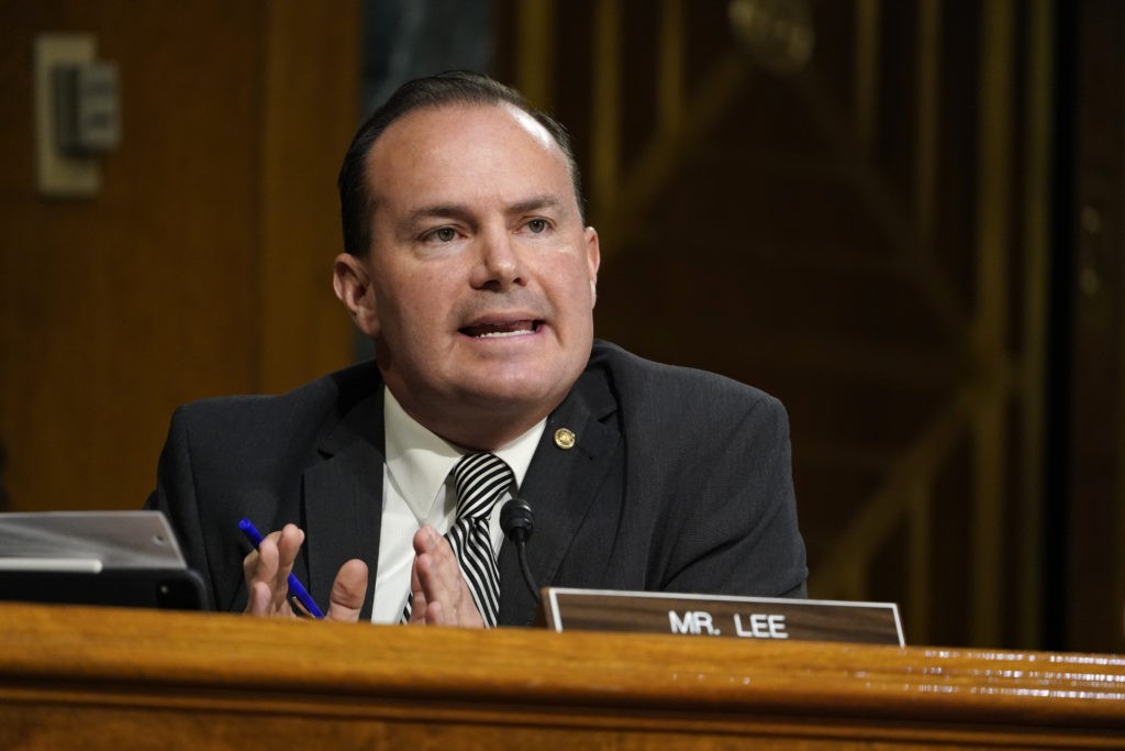 Mike Lee weathers intraparty attacks at Utah GOP debate - The Daily Universe
