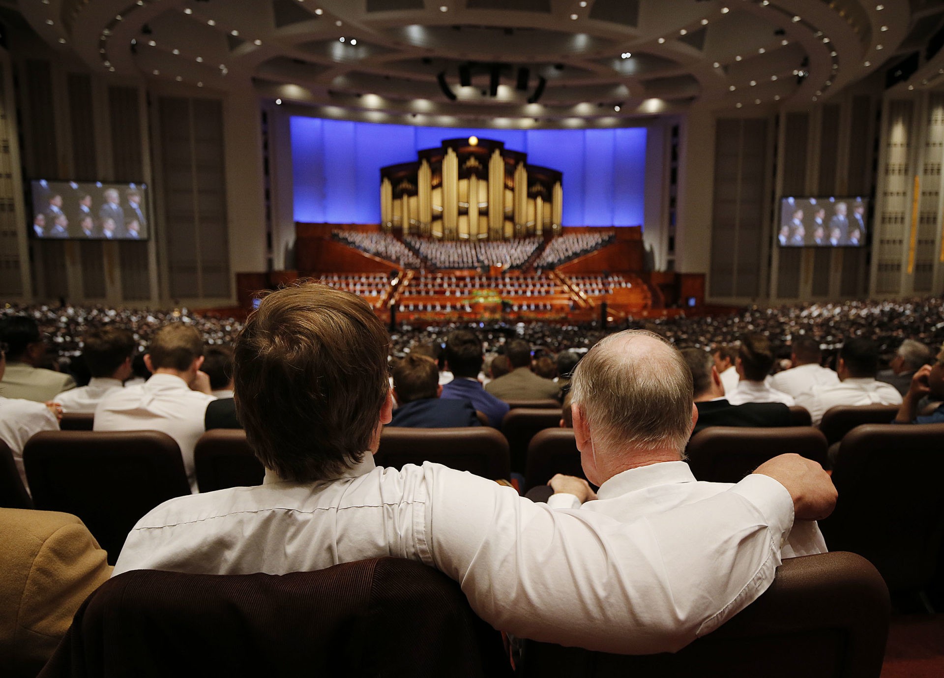 Church discontinues evening conference sessions The Daily Universe